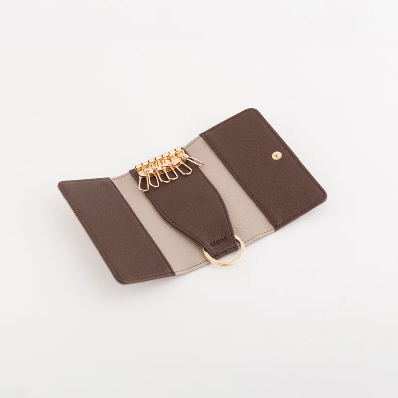 كاربيزا ميداليات مفاتيح محفظة برنا